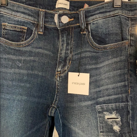 🎉HP🎉 Gorgeous Distressed Skinnies💕 - Picture 8 of 8